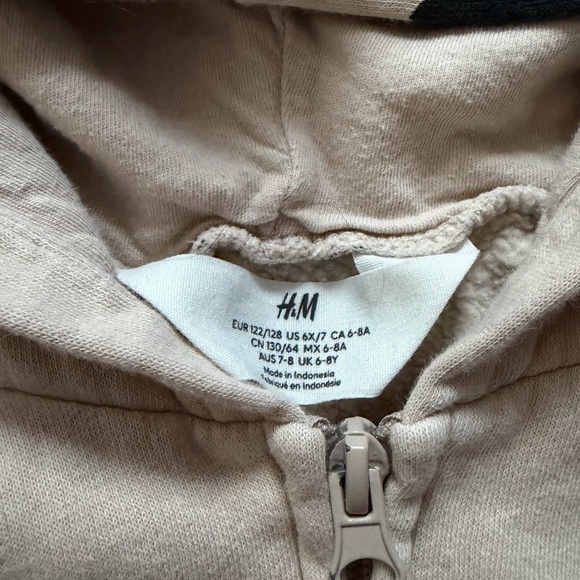 H&M Matching Set - Picture 2 of 3